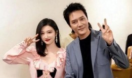 娱乐八卦爆料恋情配音,恋情曝光引粉丝热议